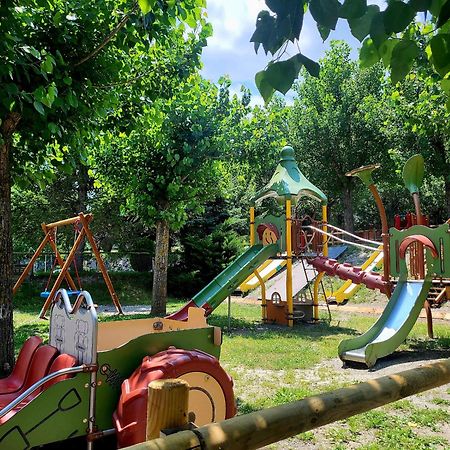 Aiguestortes Camping Resort Esterri d'Àneu Eksteriør billede